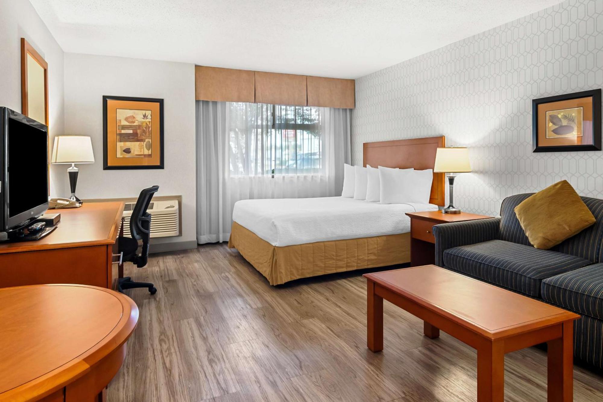 Best Western Plus Langley Inn Bagian luar foto