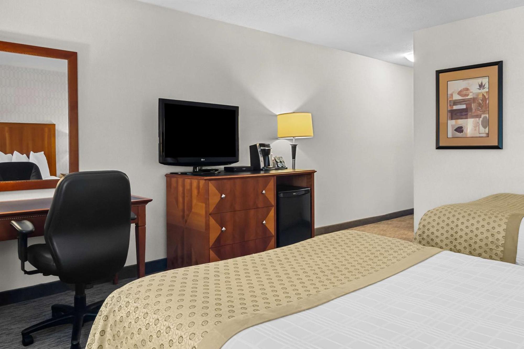 Best Western Plus Langley Inn Bagian luar foto
