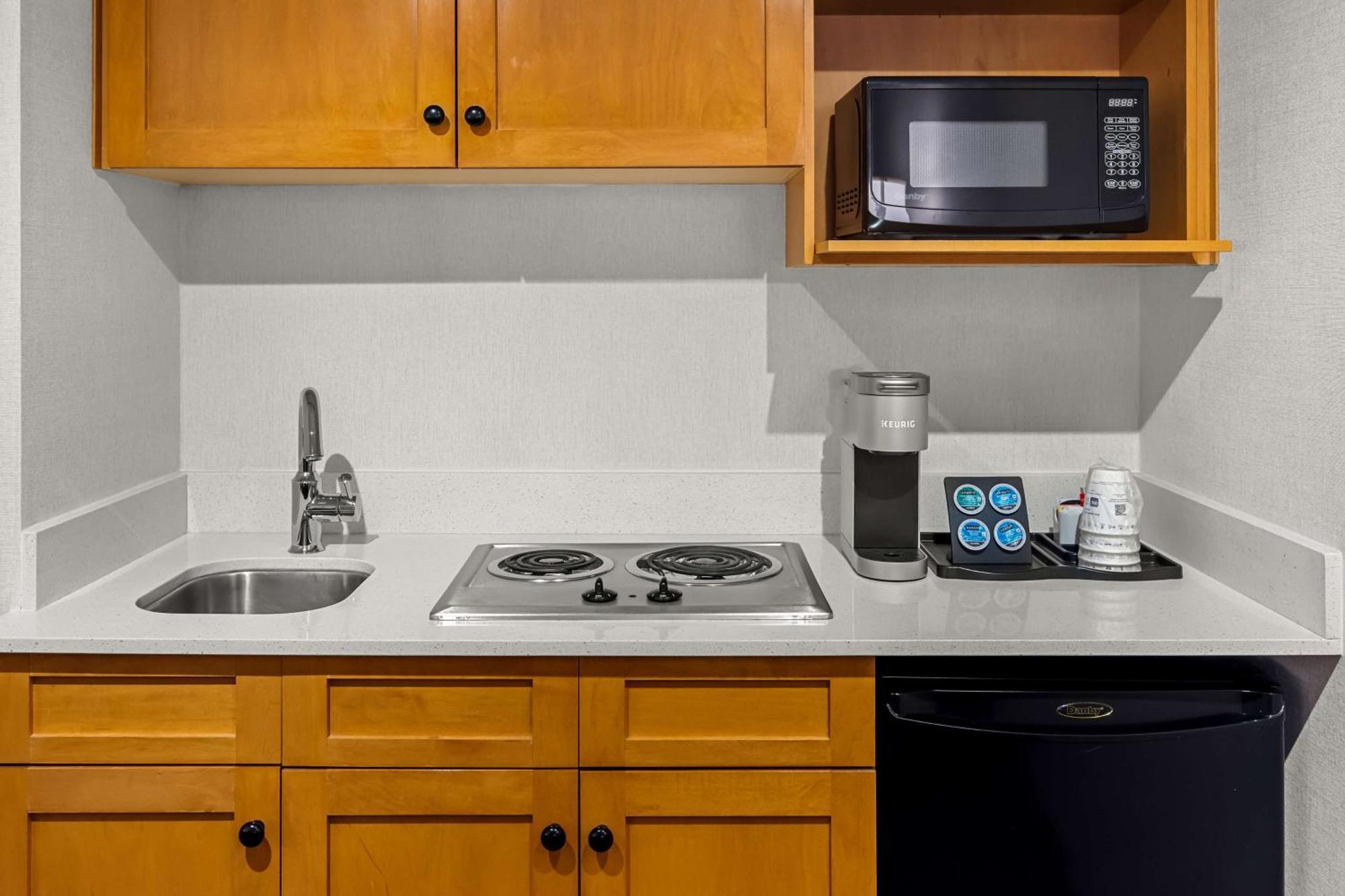 Best Western Plus Langley Inn Bagian luar foto