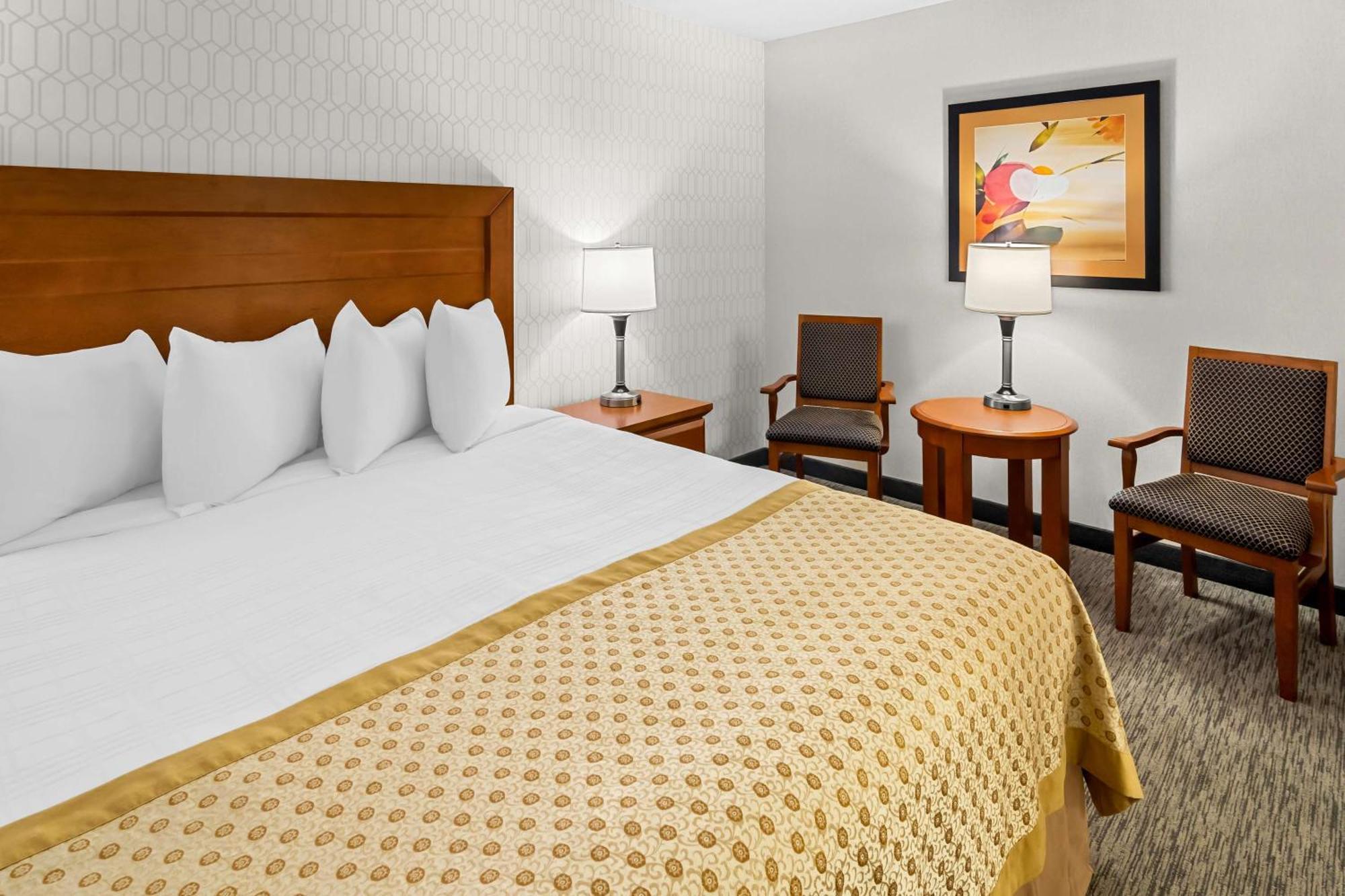 Best Western Plus Langley Inn Bagian luar foto