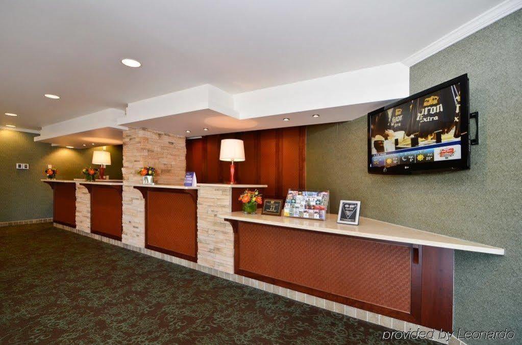 Best Western Plus Langley Inn Bagian luar foto